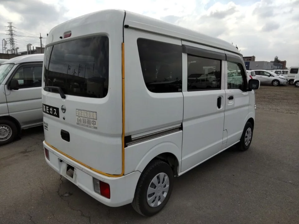 Nissan NV100 Clipper DR17V 2022